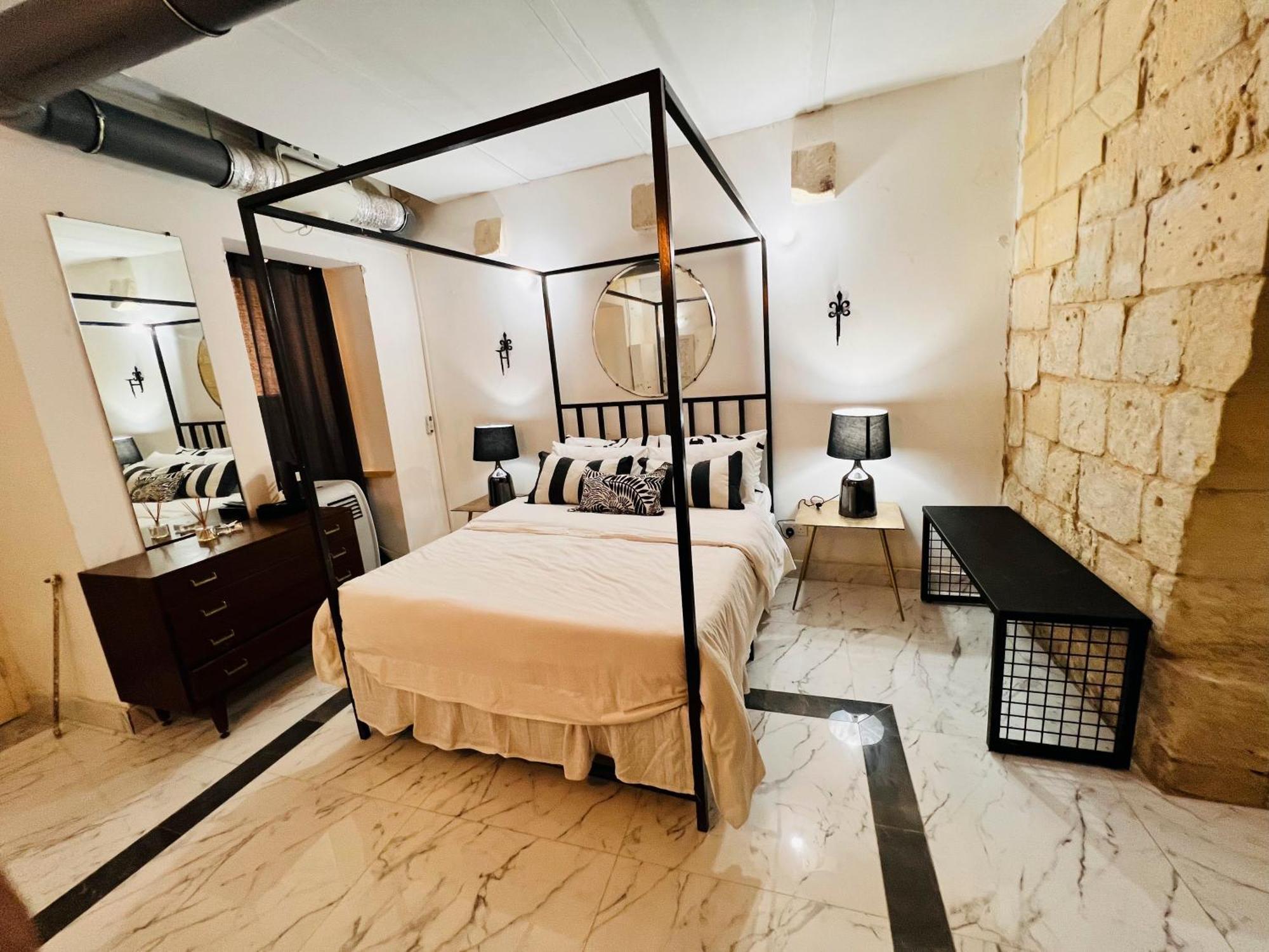 Charming Townhouse Prime Area Valletta 아파트 외부 사진