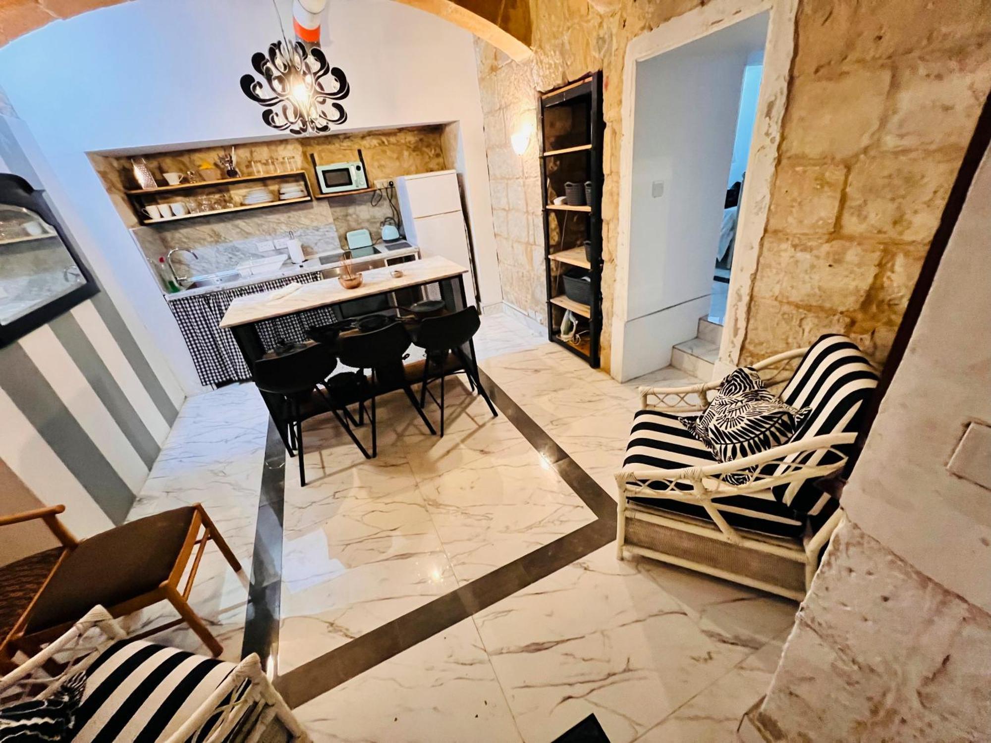 Charming Townhouse Prime Area Valletta 아파트 외부 사진