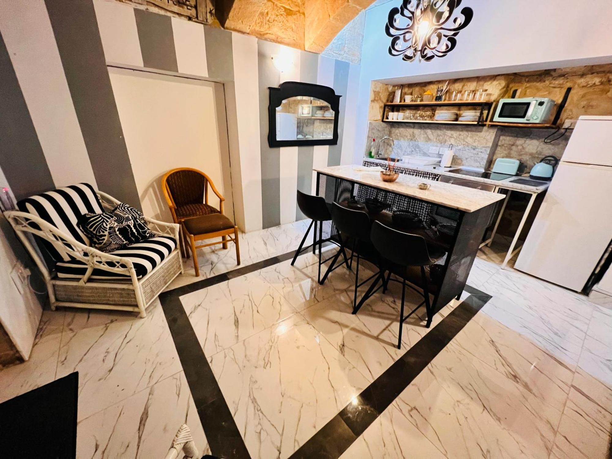 Charming Townhouse Prime Area Valletta 아파트 외부 사진
